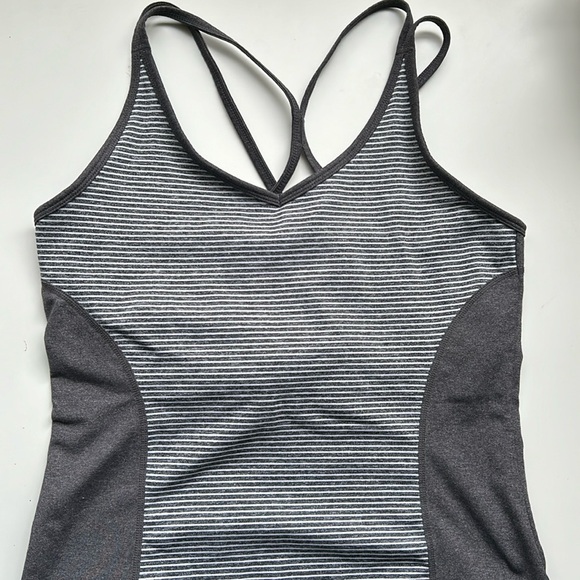 Tuff Athletics Shelf Exercise Tank - Picture 1 of 5